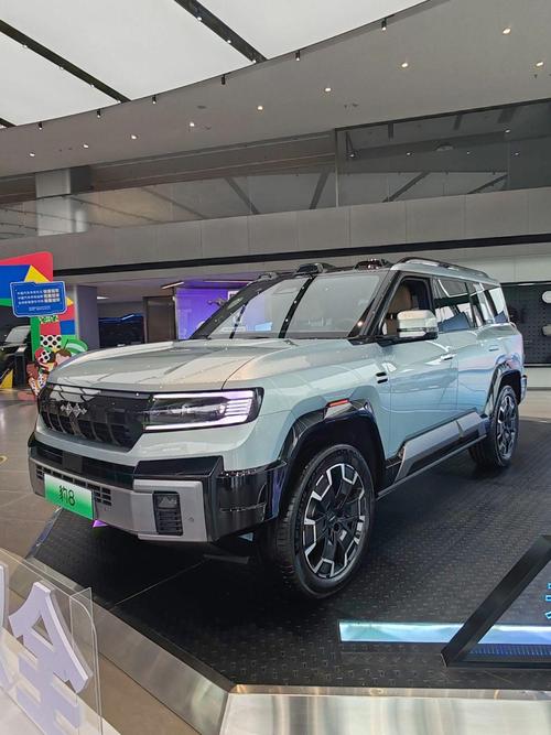 东莞228比亚迪方程豹硬派越野的爆款，英菲尼迪35周年与你共成长